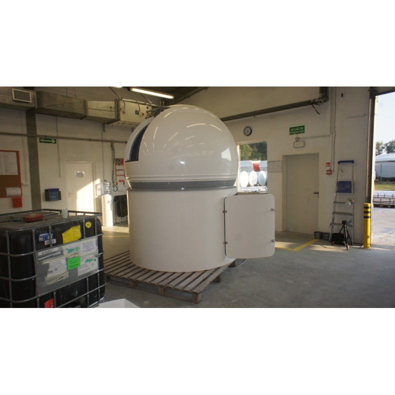 Cúpula ScopeDome automatizada de 2m... Cúpula ScopeDome automatizada de 2m...