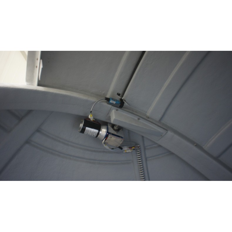 Cúpula ScopeDome automatizada de 2m... Cúpula ScopeDome automatizada de 2m...