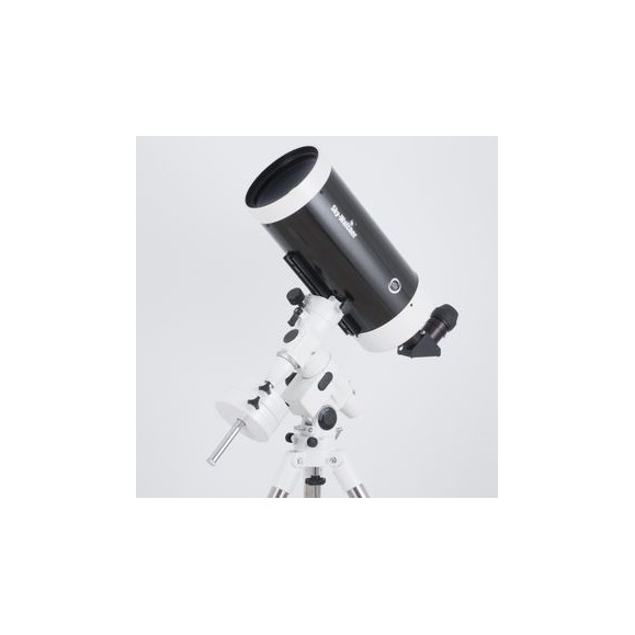 Telescopio Maksutov-Cassegrain SkyWatcher 150/1800mm con montura NEQ5