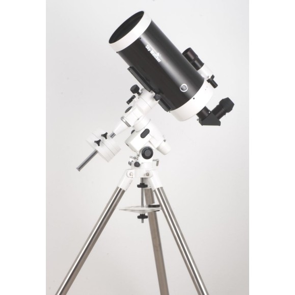 Telescopio Maksutov-Cassegrain SkyWatcher 150/1800mm con montura NEQ5 Pro GoTo