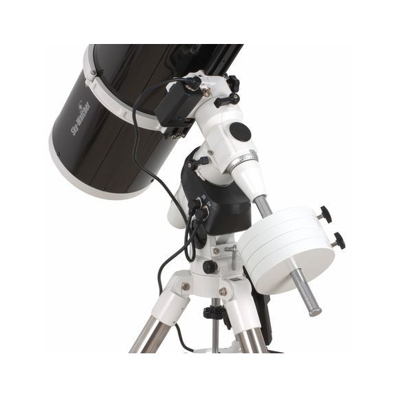 Telescopio Maksutov-Cassegrain SkyWatcher 150/1800mm con montura NEQ3-2 Pro GoTo
