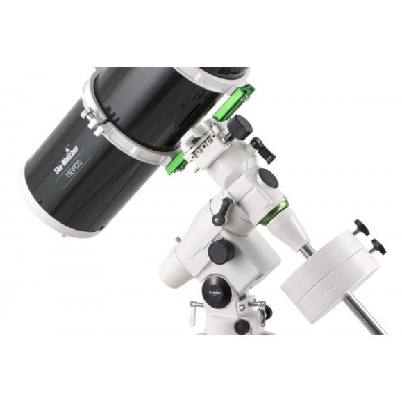Telescopio Newton SkyWatcher Black Diamond Dual Speed 150/750 NEQ5