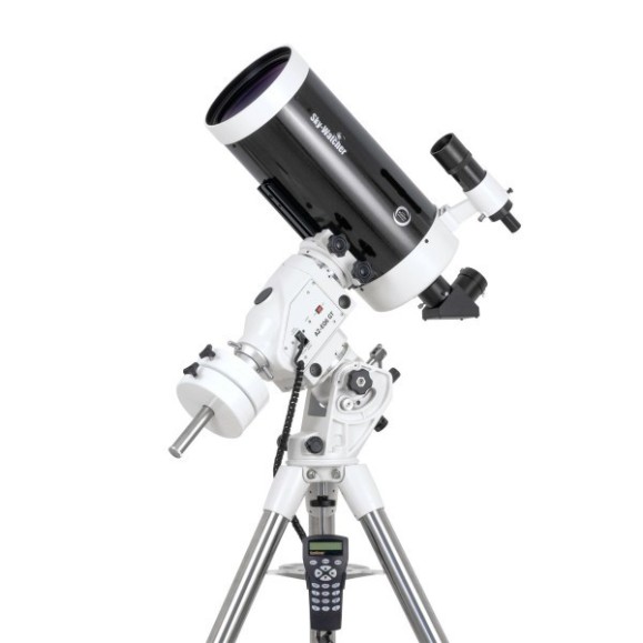 Telescopio Maksutov-Cassegrain SkyWatcher 180/2700mm con montura AZEQ6 Pro GoTo