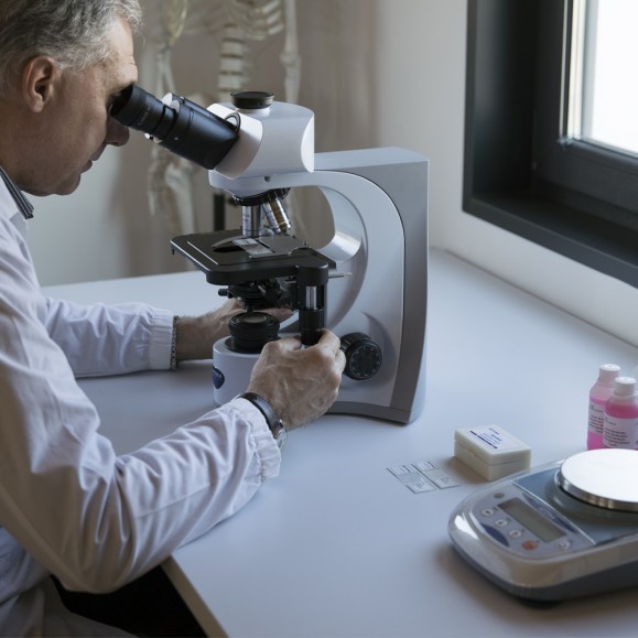 Microscopio Biológico OPTIKA B-510BF