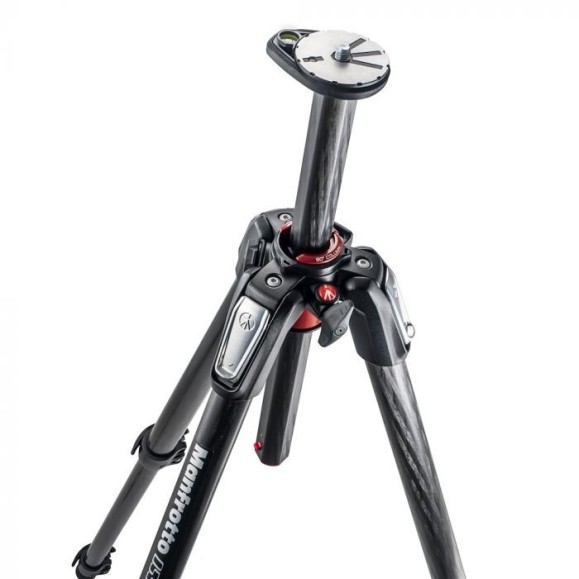 Trípode de Fibra de Carbono/Magnesio Manfrotto 055CXPRO3 de 3 Secciones