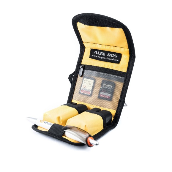 Funda  Vanguard Alta BCS para 2 baterías, memorias y filtro