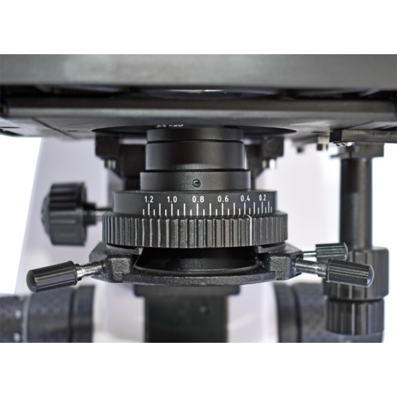 Microscopio Biológico triocular BMS D3-223EP 1000X