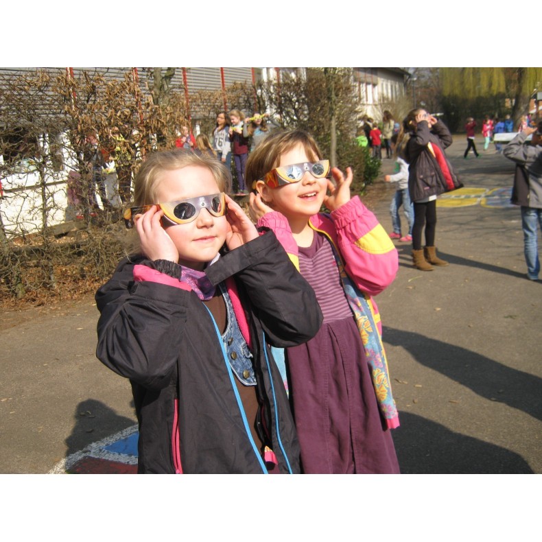 Gafas para eclipse solar BAADER... Gafas para eclipse solar BAADER...