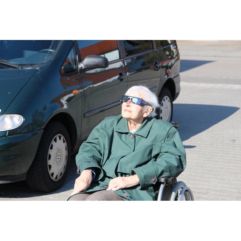 Pack de 100 unidades de gafas para... Pack de 100 unidades de gafas para...