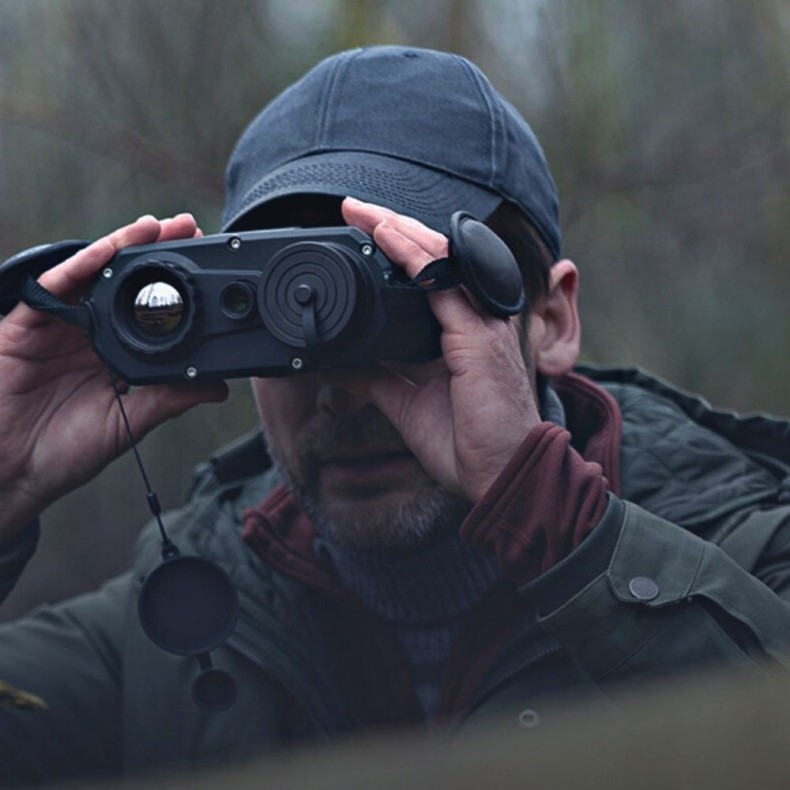 Binoculares con cámara térmica... Binoculares con cámara térmica...