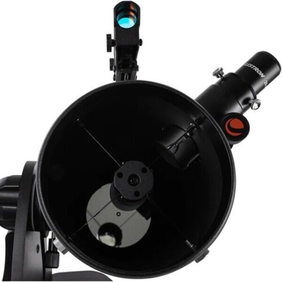 Telescopio de mesa Dobsoniano Celestron StarSense Explorer 130/650