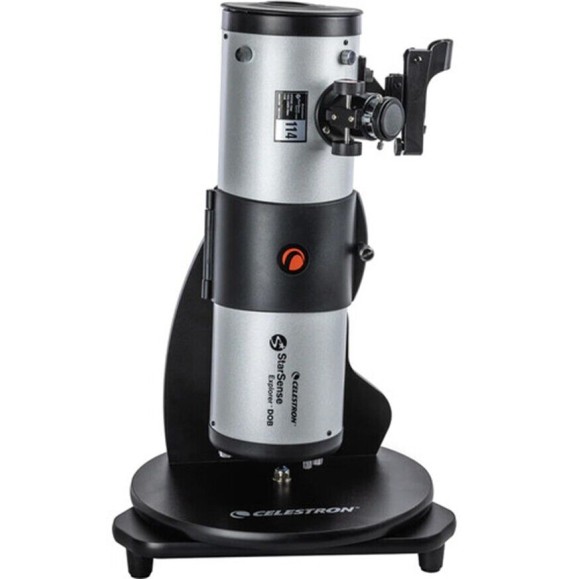 Telescopio de mesa Dobsoniano Celestron StarSense Explorer 114/450