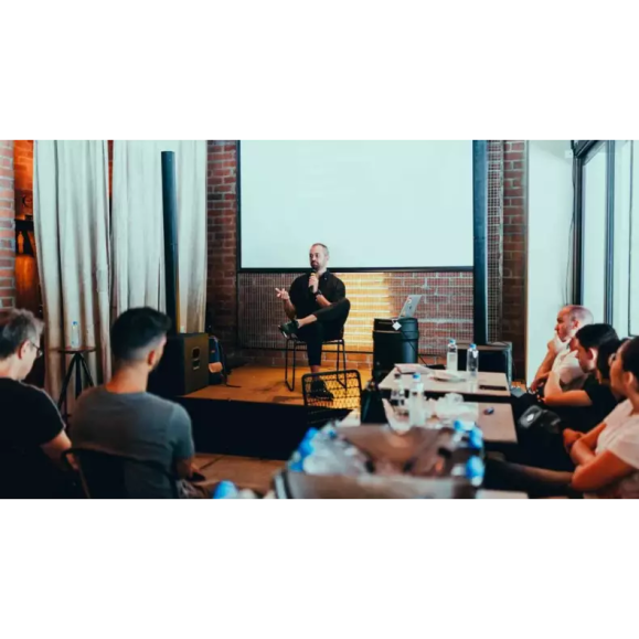 Pack Telescopio SkyWatcher Refractor 102/500 AZ-GoTo Wifi con curso iniciación personalizado