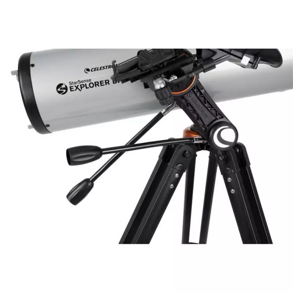 Pack Telescopio Reflector Celestron StarSense Explorer DX 130 Newton con curso de iniciación personalizado