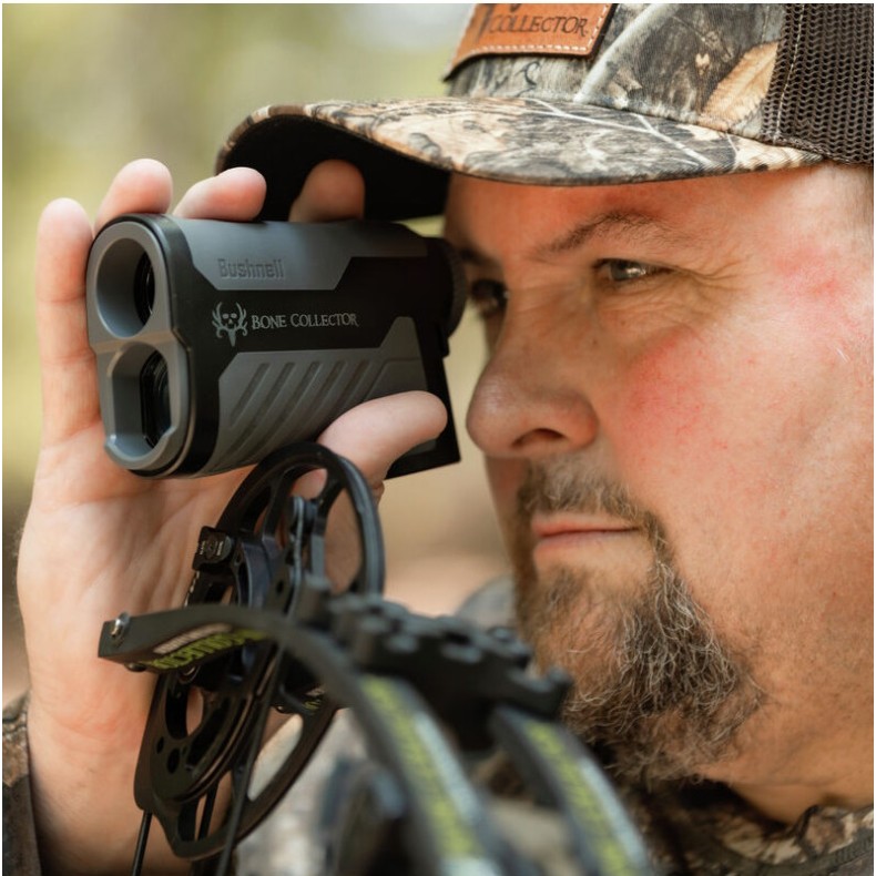 Telémetro BUSHNELL Bone Collector...