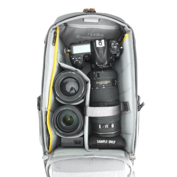 Mochila fotográfica VANGUARD VEO CITY B37 GY 13 LITROS