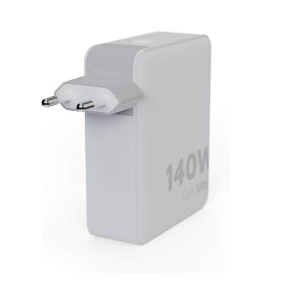 Cargador de viaje + cable USB-C PD blanco XTORM 140w GaN Ultra, 4 puertos