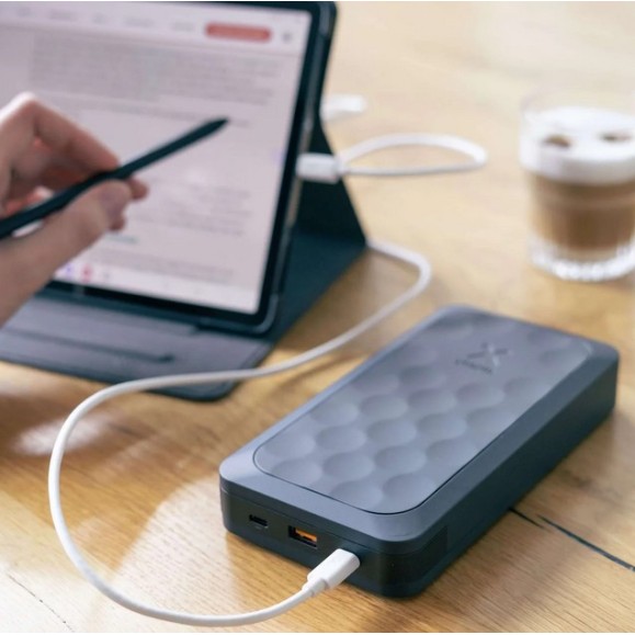 Powerbank - XTORM 67w Fuel Series Power pack 27.000 Negro