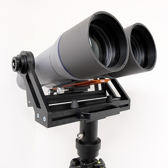 Prismáticos APM 150 mm 45° ED APO con UF30 mm y estuche