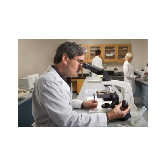 Microscopio biológico triocular LABOMED LX-500