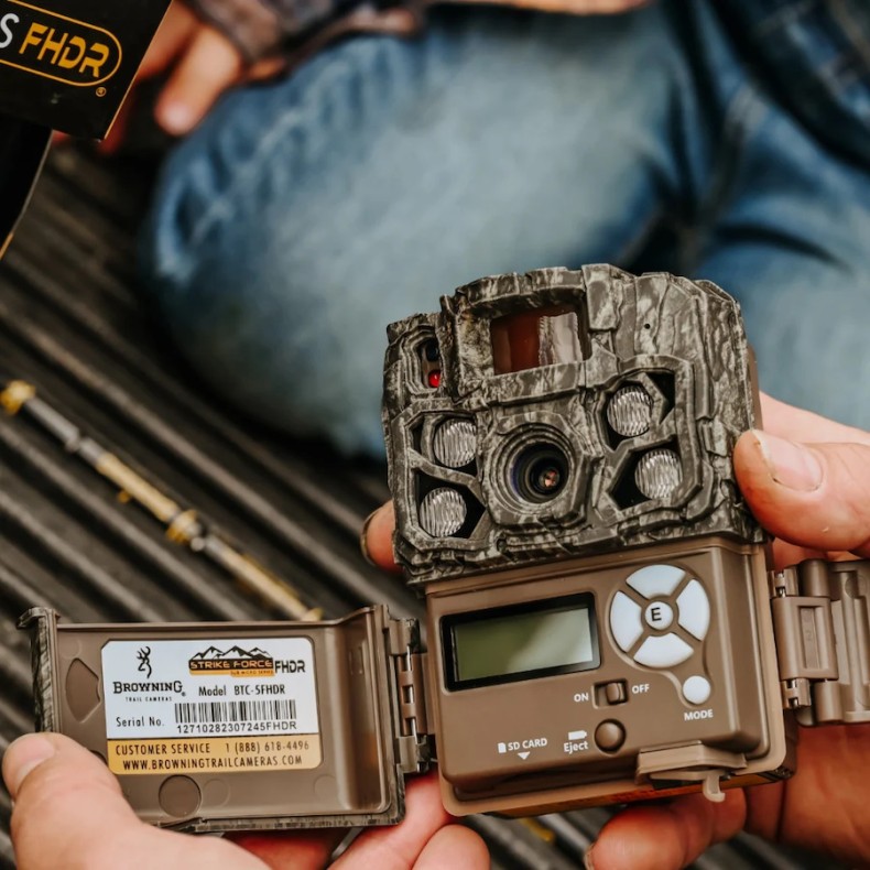 Cámara  de trampeo Strike Force FHDR... Cámara  de trampeo Strike Force FHDR...