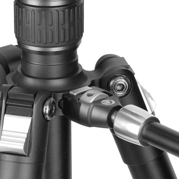 Trípode de sobremesa VANGUARD VESTA GO T 233CP de fibra de carbono con cabezal VEO PH-24