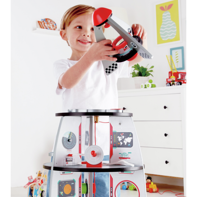 Cohete Espacial de Cuatro Pisos HAPE