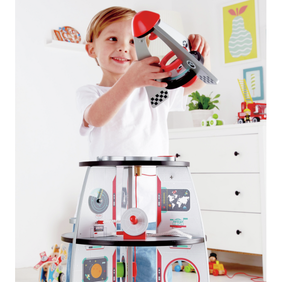 Cohete Espacial de Cuatro Pisos HAPE